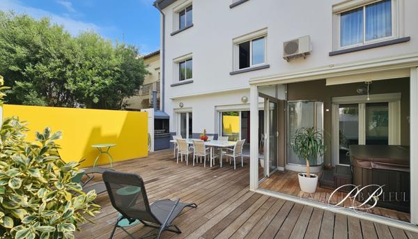 Grande maison 260 m2 sur 270 m2 de terrain 2 grands garages - La Lunette