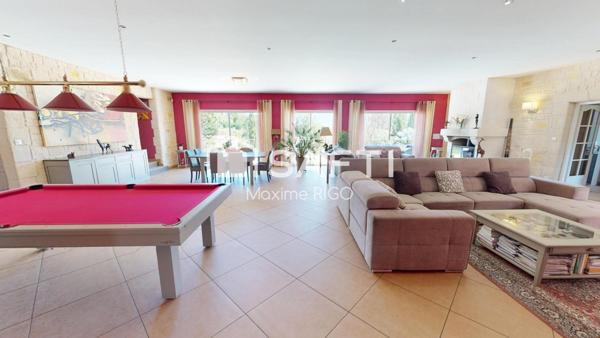 Villa de prestige 358m² avec maison d'invités