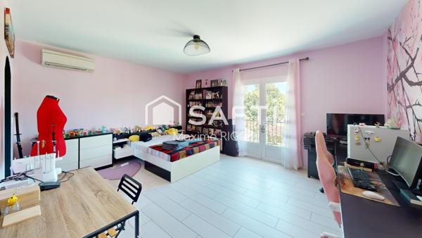 Villa de prestige 358m² avec maison d'invités