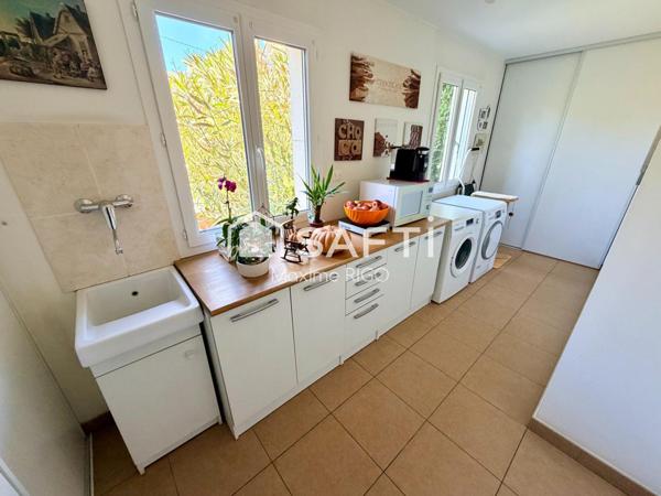 Villa de prestige 358m² avec maison d'invités