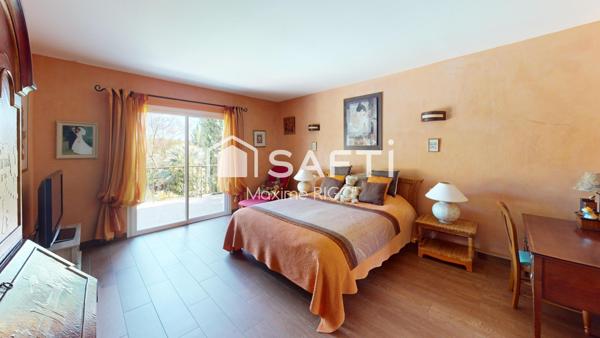 Villa de prestige 358m² avec maison d'invités