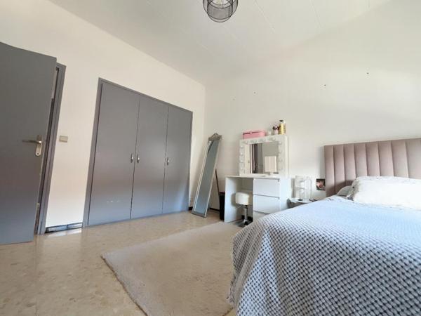 Magnifique maison deux faces en R+1 de 105 m²  proche du parc Saint-Vicens