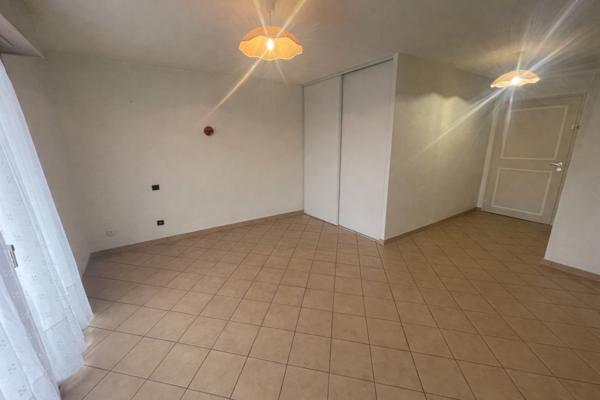 A vendre Appartement studio Mont De Marsan proche hôpital balcon parking