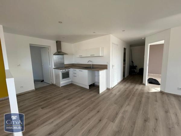 Appartement à louer 4 pièces 91.11m² Le Mans (72000)