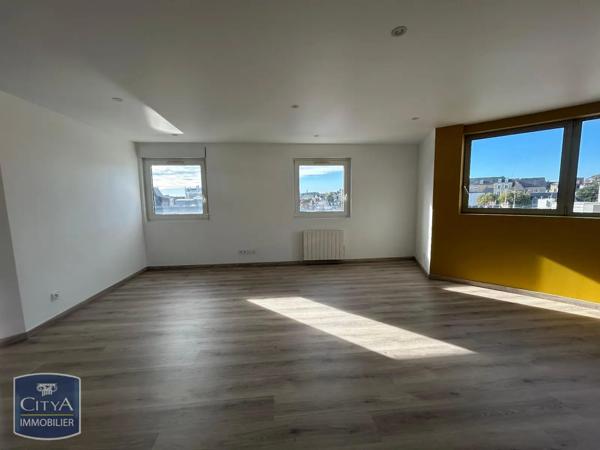 Appartement à louer 4 pièces 91.11m² Le Mans (72000)