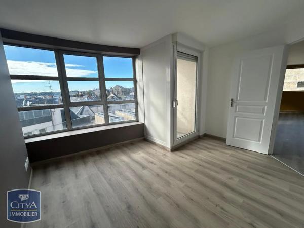 Appartement à louer 4 pièces 91.11m² Le Mans (72000)