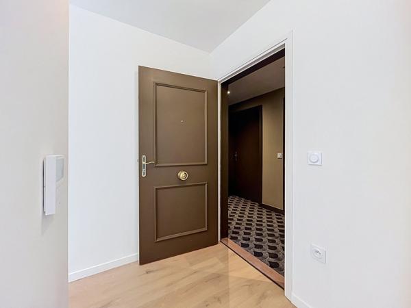 EXCLUSIVITÉ BREST : À LOUER APPARTEMENT NEUF T3, AVEC TERRASSE ET PARKING EN VIDE