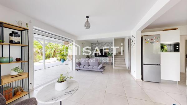 Maison T4 avec piscine, terrasses, calme, rénovée