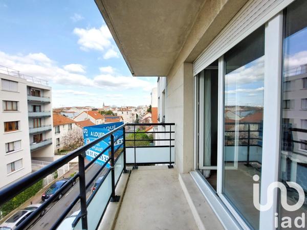 Appartement 2 pièces de 43 m² à Alfortville (94140)