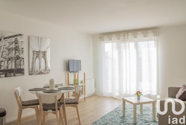 Appartement 2 pièces de 43 m² à Alfortville (94140)