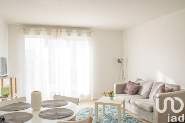 Appartement 2 pièces de 43 m² à Alfortville (94140)