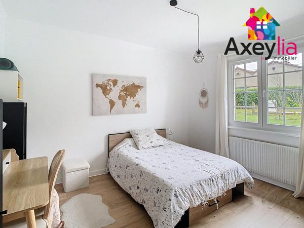 Saint-Vincent-de-Boisset (42120) A VENDRE- SAINT-VINCENT-DE-BOISSET- MAISON FAMILIALE SUR TERRAIN DE 5900 M2