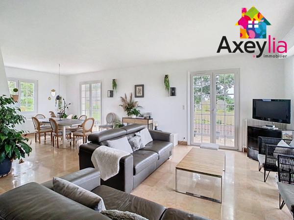 Saint-Vincent-de-Boisset (42120) A VENDRE- SAINT-VINCENT-DE-BOISSET- MAISON FAMILIALE SUR TERRAIN DE 5900 M2