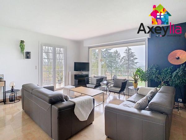 Saint-Vincent-de-Boisset (42120) A VENDRE- SAINT-VINCENT-DE-BOISSET- MAISON FAMILIALE SUR TERRAIN DE 5900 M2