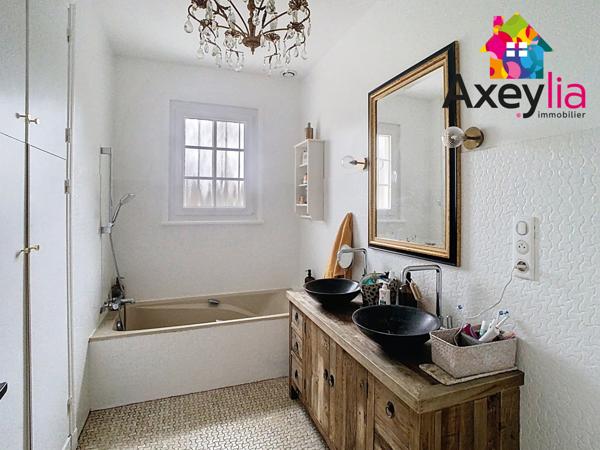 Saint-Vincent-de-Boisset (42120) A VENDRE- SAINT-VINCENT-DE-BOISSET- MAISON FAMILIALE SUR TERRAIN DE 5900 M2