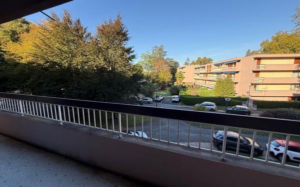 Appartement à vendre    2 pièces • 64,37 m2 Pau