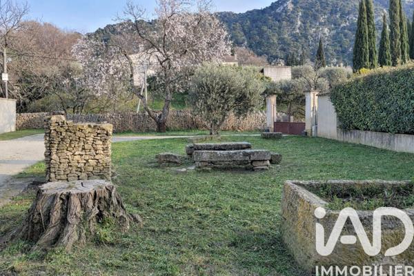 Maison à vendre 7 pièces 148 m² Robion