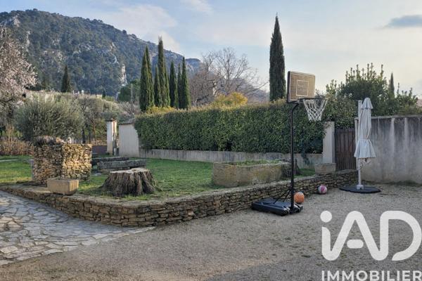 Maison à vendre 7 pièces 148 m² Robion