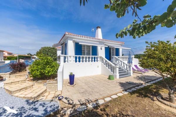 Maison à vendre 878 560 € Les Sables-d'Olonne 7 p 210 m² DPE E