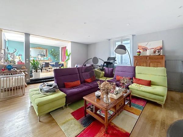 Vente                                                      Maison
                        
                     5 pièces                      170 m2                     à Saint-Quentin