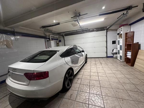 Vente                                                      Maison
                        
                     5 pièces                      170 m2                     à Saint-Quentin