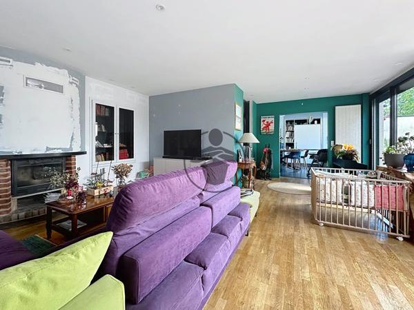 Vente                                                      Maison
                        
                     5 pièces                      170 m2                     à Saint-Quentin