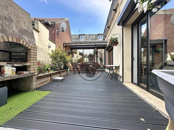 Vente                                                      Maison
                        
                     5 pièces                      170 m2                     à Saint-Quentin