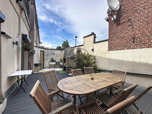 Vente                                                      Maison
                        
                     5 pièces                      170 m2                     à Saint-Quentin