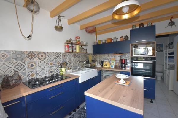 TRÈS BELLE MAISON PLAIN PIED RÉNOVÉE SUR TERRAIN 3400M² EN BORDURE DE GOLF