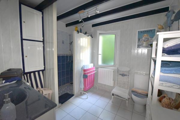 TRÈS BELLE MAISON PLAIN PIED RÉNOVÉE SUR TERRAIN 3400M² EN BORDURE DE GOLF