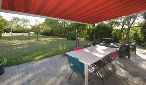 TRÈS BELLE MAISON PLAIN PIED RÉNOVÉE SUR TERRAIN 3400M² EN BORDURE DE GOLF