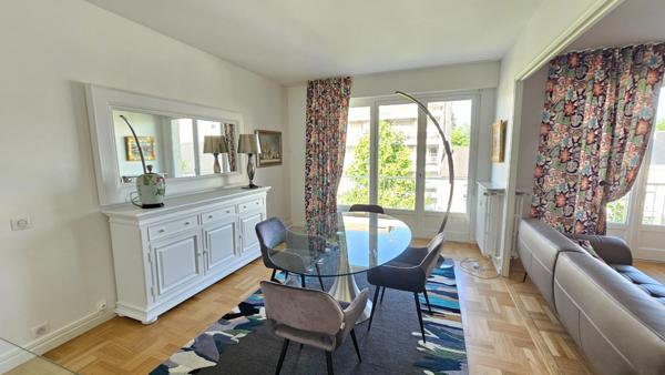 EN EXCLUSIVITE DANS UN SECTEUR PRISE SUPERBE APPARTEMENT DE TYPE 4 AVEC PARKING PRIVE