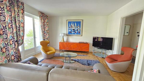 EN EXCLUSIVITE DANS UN SECTEUR PRISE SUPERBE APPARTEMENT DE TYPE 4 AVEC PARKING PRIVE