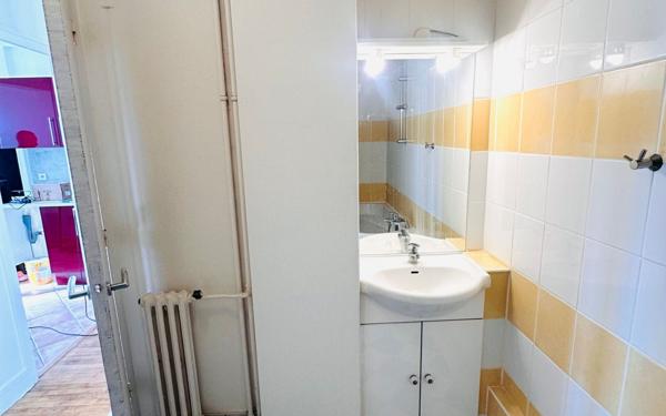 Appartement à vendre    2 pièces • 41,22 m2 Montreuil