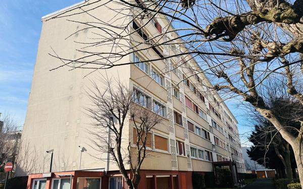 Appartement à vendre    2 pièces • 41,22 m2 Montreuil