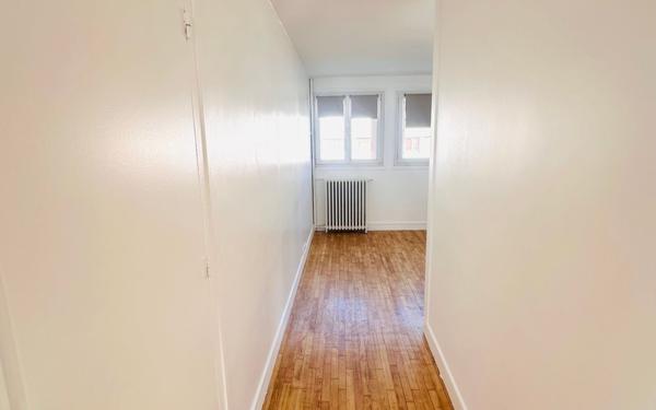 Appartement à vendre    2 pièces • 41,22 m2 Montreuil