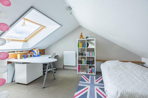 PETIT CHANTILLY – Maison familiale avec 6 chambres avec jardin