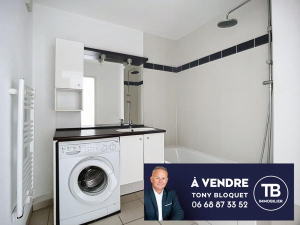 Saint-Priest (69800) ST PRIEST - DERNIER ETAGE - TERRASSE - 3 PLACES DE PARKING EN SOUS-SOL