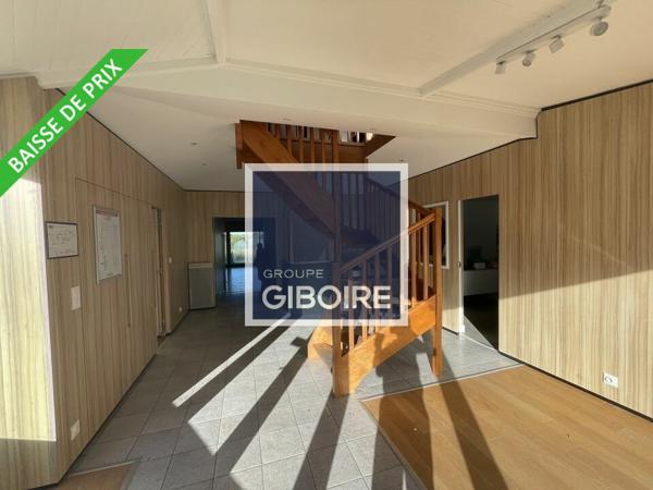 Local d'activites 2400 m² à vendre BEDEE (réf : 35.6717)