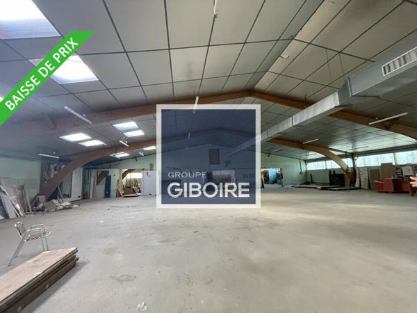 Local d'activites 2400 m² à vendre BEDEE (réf : 35.6717)