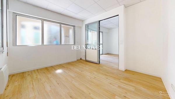 Superbe Bureau Pmr de 56m2 proche gare rénové Idéal Cabinet Médicale