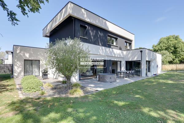 Maison 8 pièces – 202 m² environ à Bruz (ref : 36362)