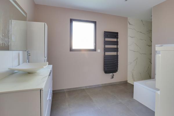 Maison 8 pièces – 202 m² environ à Bruz (ref : 36362)