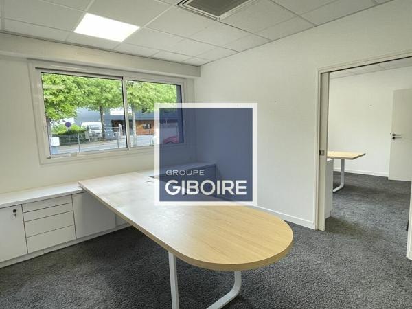Local d'activites 500 m² à louer CESSON SEVIGNE (réf : 35.6706)