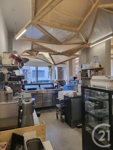 à vendre  92,42 m2 DECINES CHARPIEU - 69