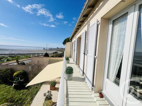 Maison à vendre  4 pièces - 149 m 2   FOURAS  - 17