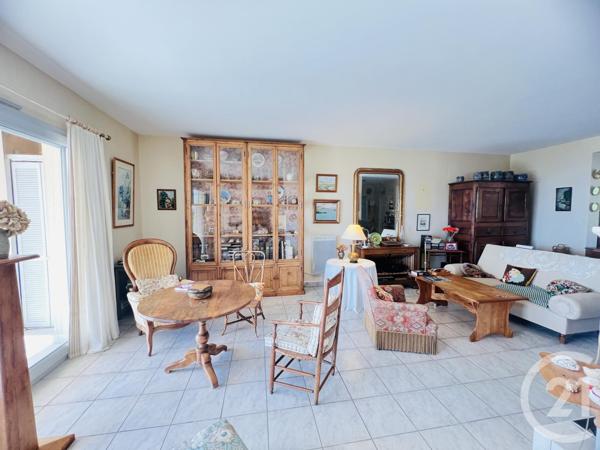 Maison à vendre  4 pièces - 149 m 2   FOURAS  - 17