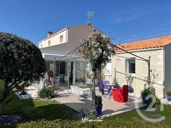 Maison à vendre  4 pièces - 149 m 2   FOURAS  - 17