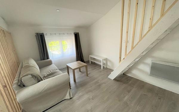 Appartement à louer    1 pièce •  Bollène