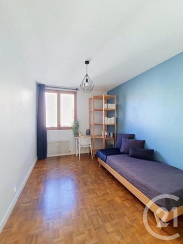 Appartement F5 à vendre  5 pièces - 98,97 m 2   CLERMONT FERRAND  - 63